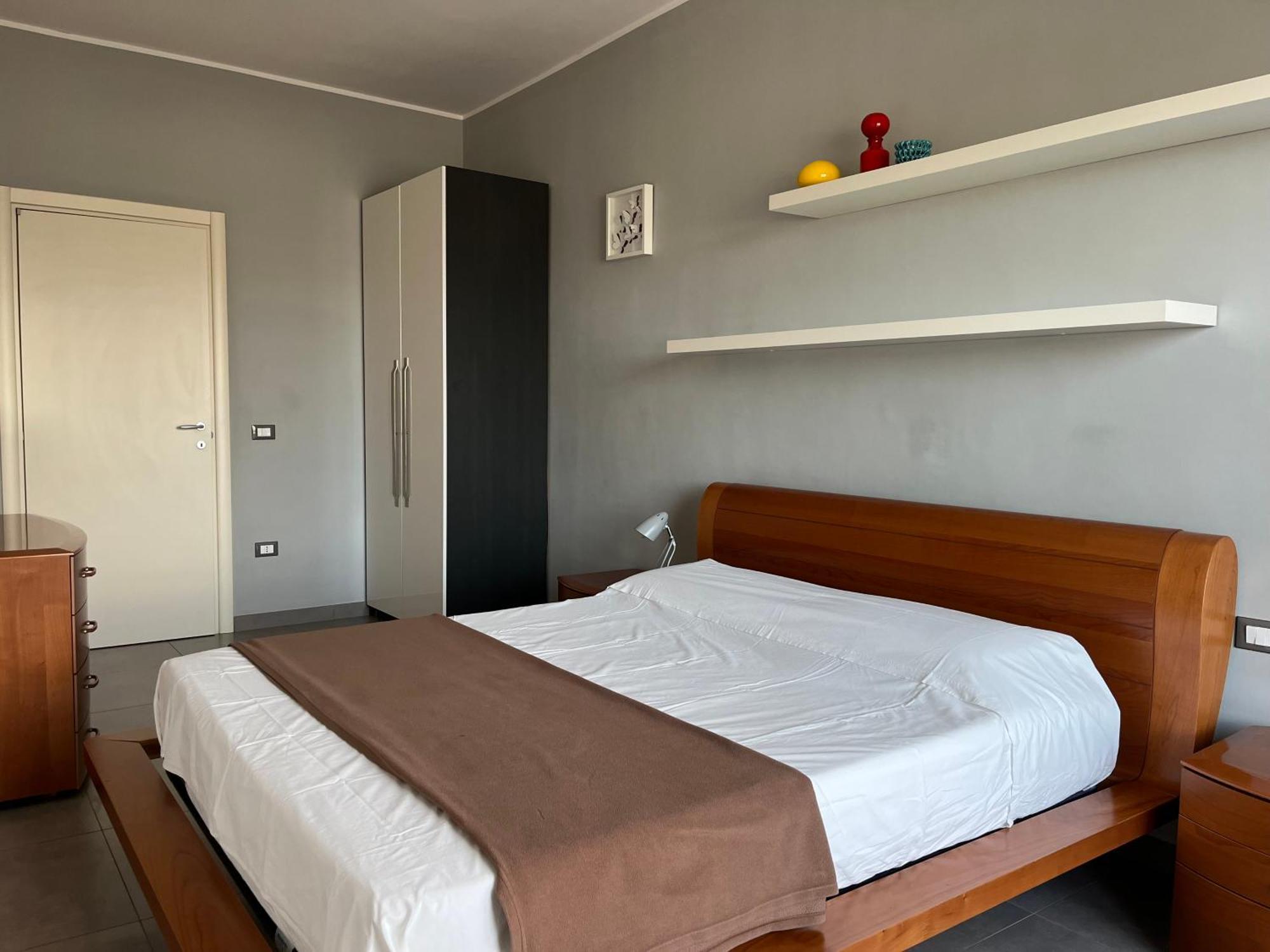 Sun-Kissed Seaside Retreat: Your Pescara Getaway Esterno foto